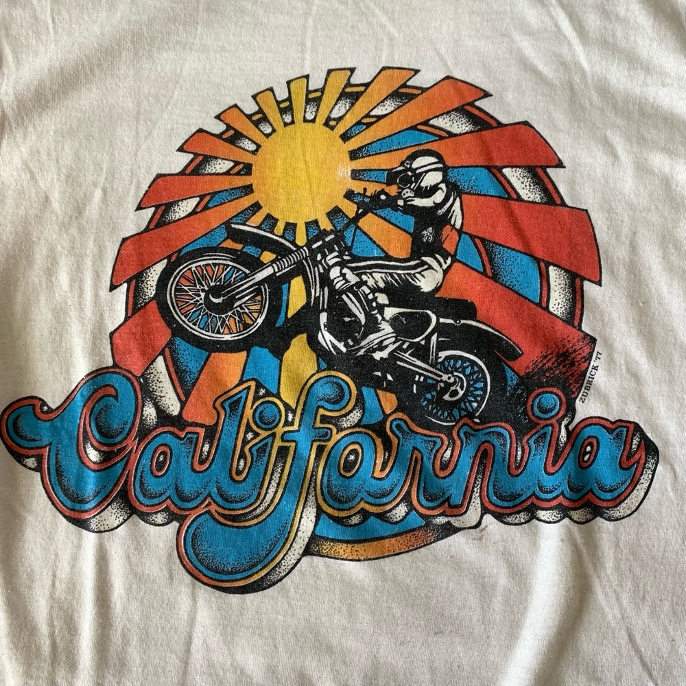 VINTAGE 1977 California Sun Supercross Motocross Graphic Tee Zubrick